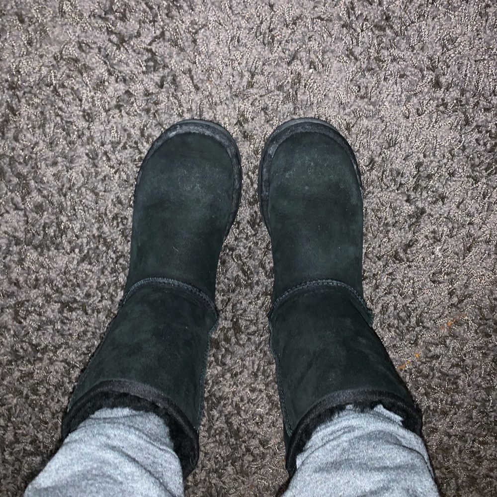 Ugg classic short boots